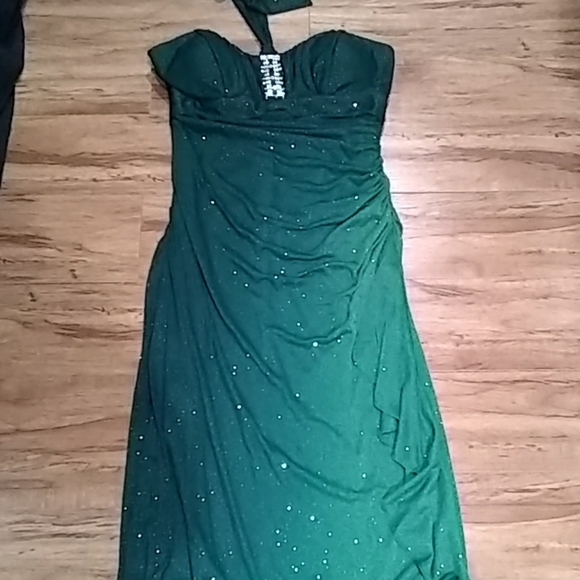 dj jaz special occasion dresses